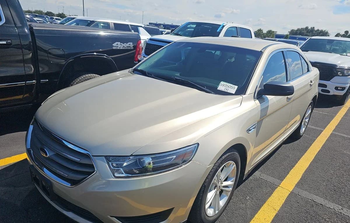 2018 FORD TAURUS SE 2
