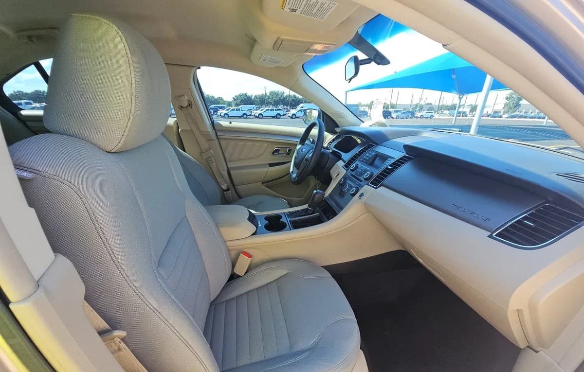 2018 FORD TAURUS SE 5