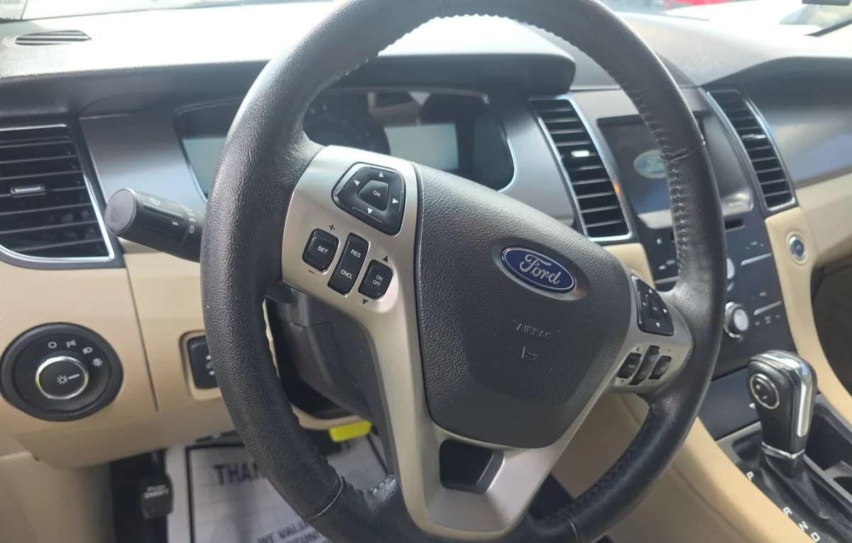 2019 FORD TAURUS SEL 7