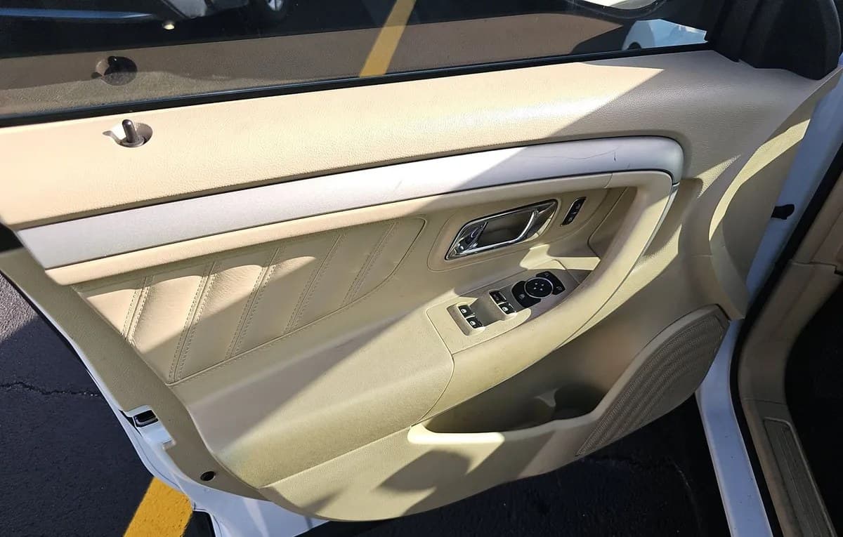 2018 FORD TAURUS SEL 6