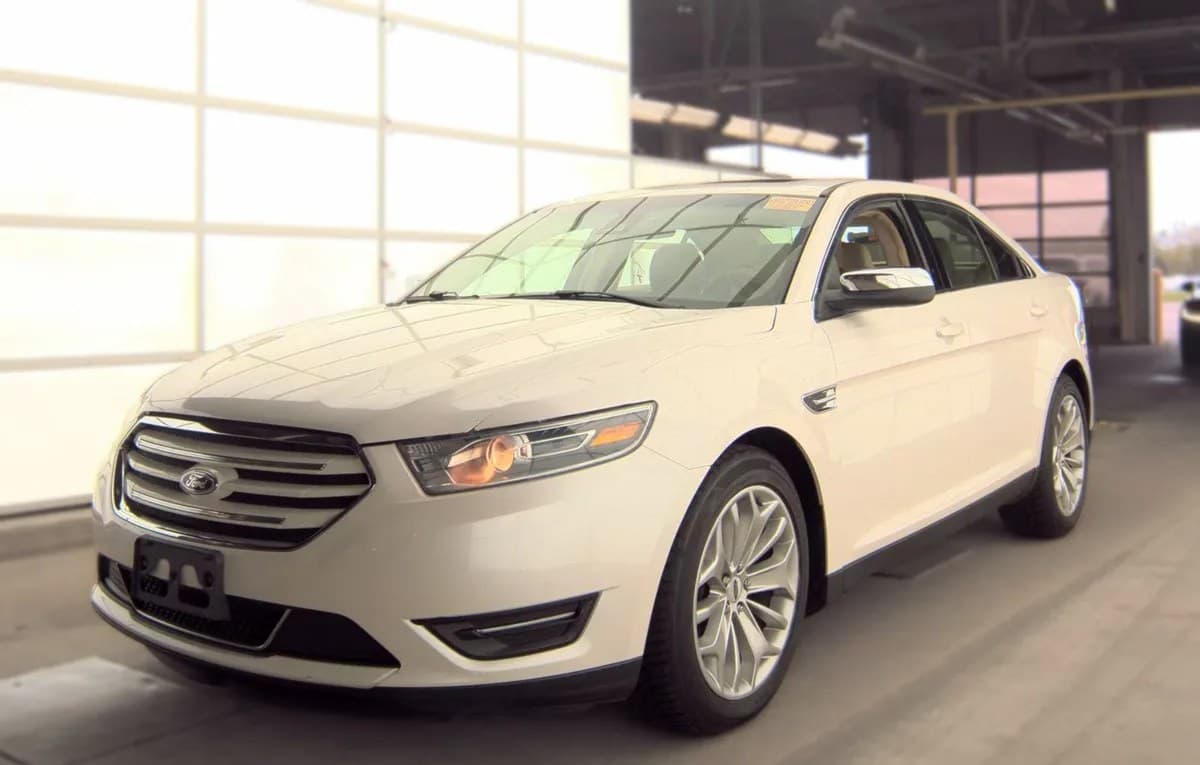 2018 FORD TAURUS LIMITED 2