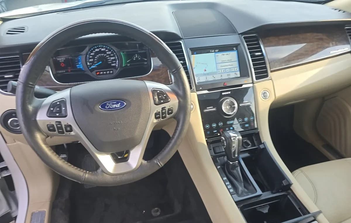 2018 FORD TAURUS LIMITED 7