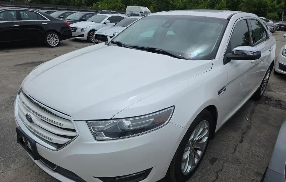 2018 FORD TAURUS Limited 2