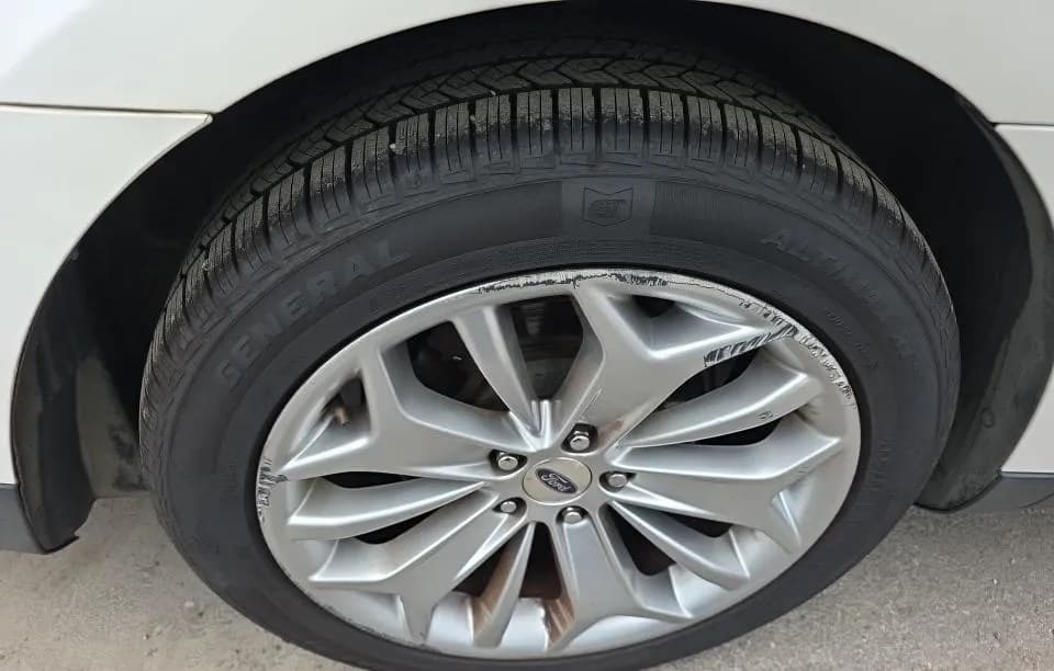 2018 FORD TAURUS Limited 7