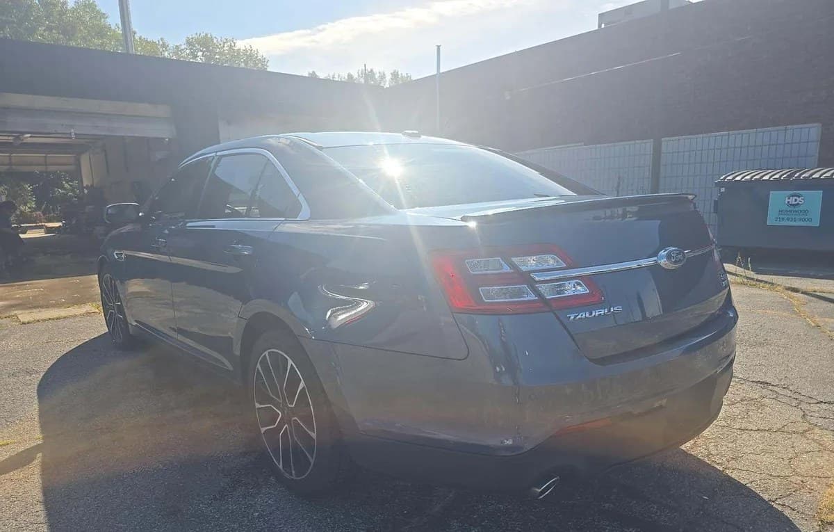 2018 FORD TAURUS SEL 3