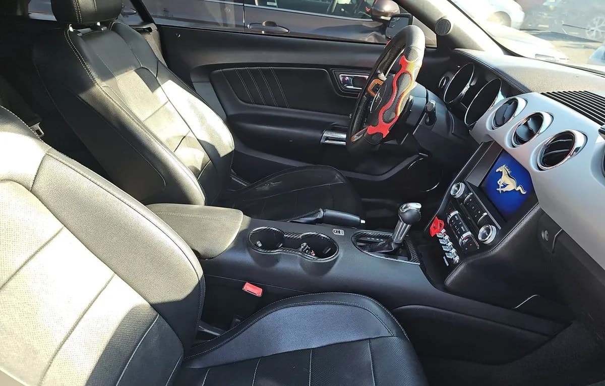2017 FORD MUSTANG ECOBOOST Premium 5