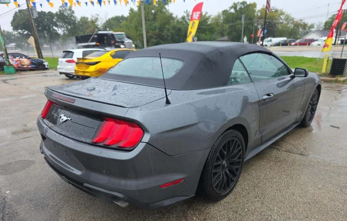 2021 FORD MUSTANG ECOBOOST Premium 4