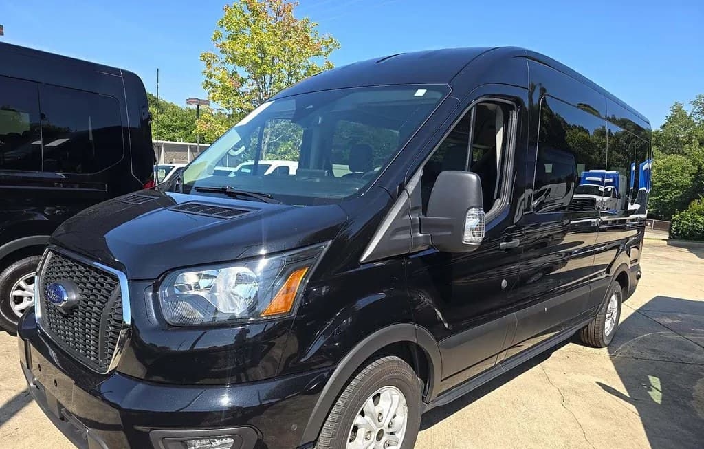 2024 FORD TRANSIT PASSENGER WAGON XLT MEDIUM ROOF 148.0" WB