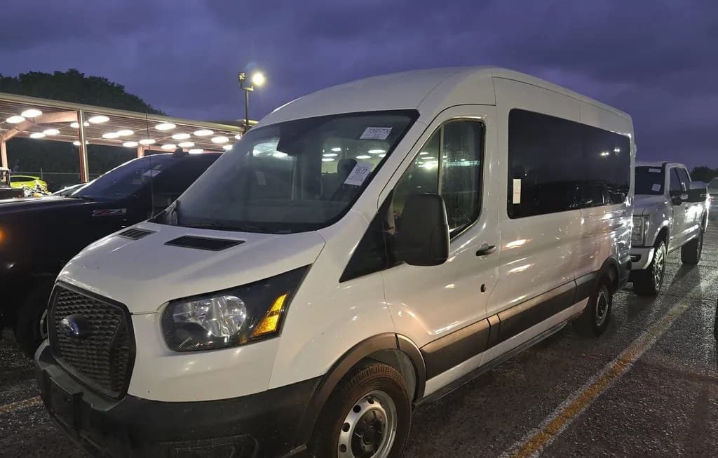 2024 FORD TRANSIT PASSENGER WAGON XL MEDIUM ROOF 148.0" WB
