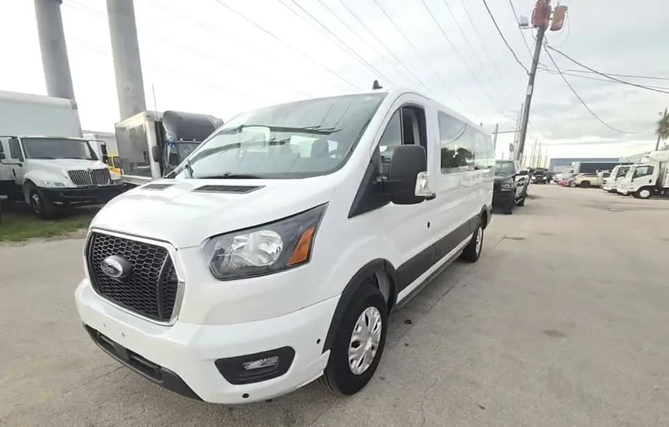 2024 FORD TRANSIT PASSENGER WAGON XLT LOW ROOF 148.0" WB