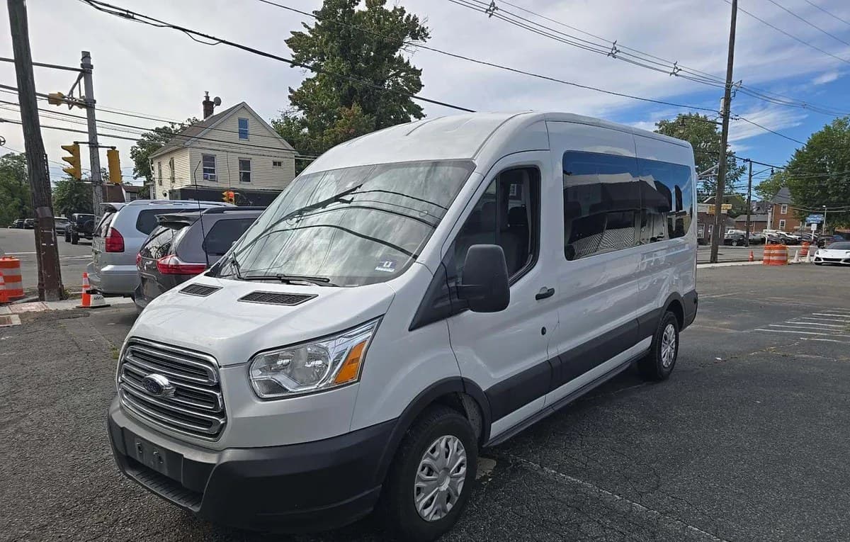 2019 FORD TRANSIT 350 XLT 2