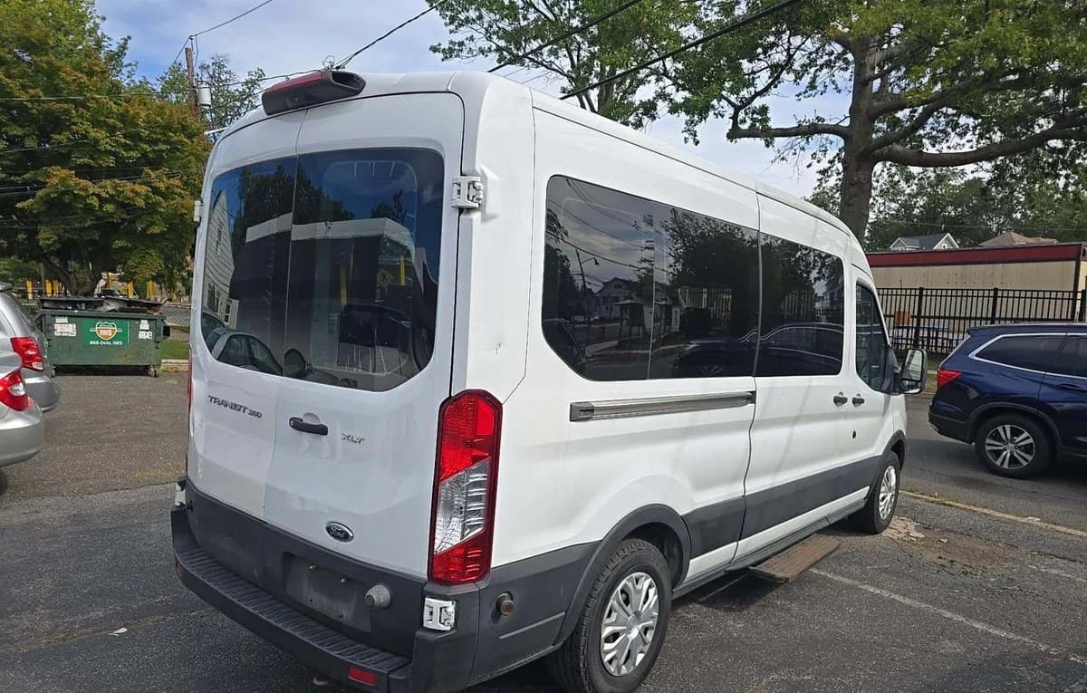 2019 FORD TRANSIT 350 XLT 4