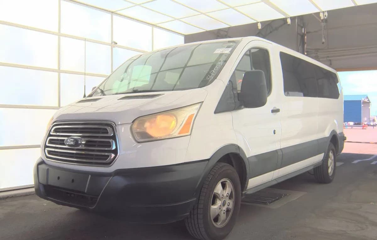 2017 FORD TRANSIT 350 XLT 2
