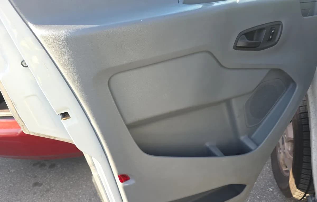 2017 FORD TRANSIT 350 XLT 6