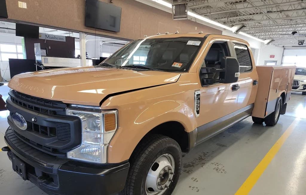 2020 FORD SUPER DUTY F-350 CAB CHASSIS XL CREW CAB DRW