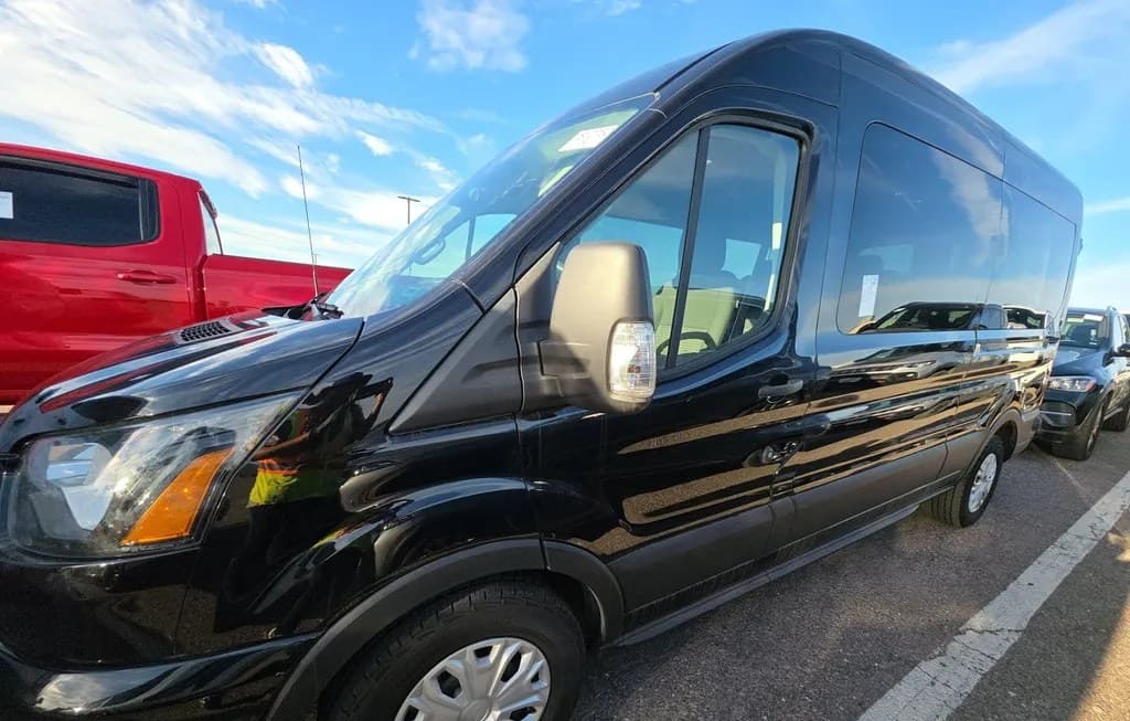 2024 FORD TRANSIT PASSENGER WAGON XLT MEDIUM ROOF 148.0" WB