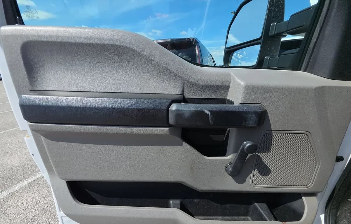 2017 FORD SUPER DUTY F-250 XL REGULAR CAB LONG BED 6
