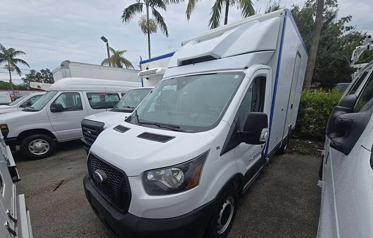 2021 FORD TRANSIT 350 CAB CHASSIS 2