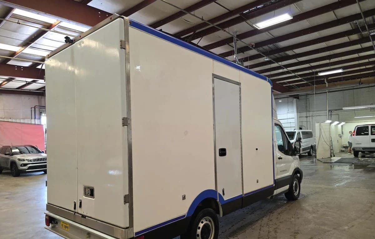 2021 FORD TRANSIT 350 CAB CHASSIS 4