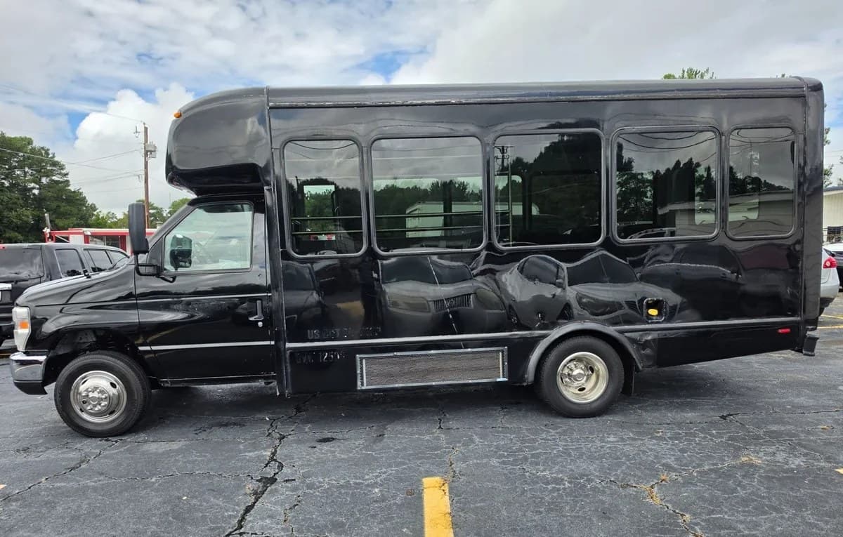 2019 FORD SUPER DUTY E-350 CUTAWAY DRW 5