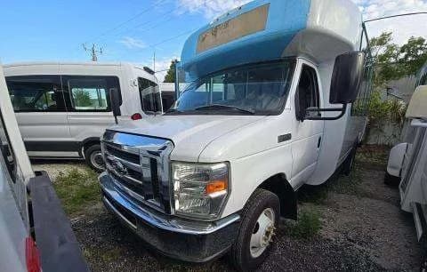 2017 FORD SUPER DUTY E-450 CUTAWAY DRW 3