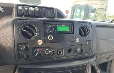 2017 FORD SUPER DUTY E-450 CUTAWAY DRW 7