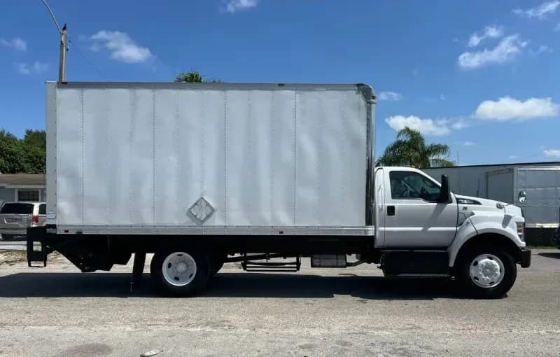 2017 FORD F-650 CHASSIS 6