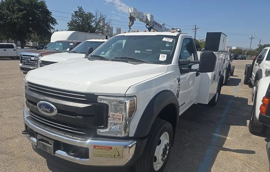2018 FORD SUPER DUTY F-550 CAB CHASSIS XL REGULAR CAB DRW