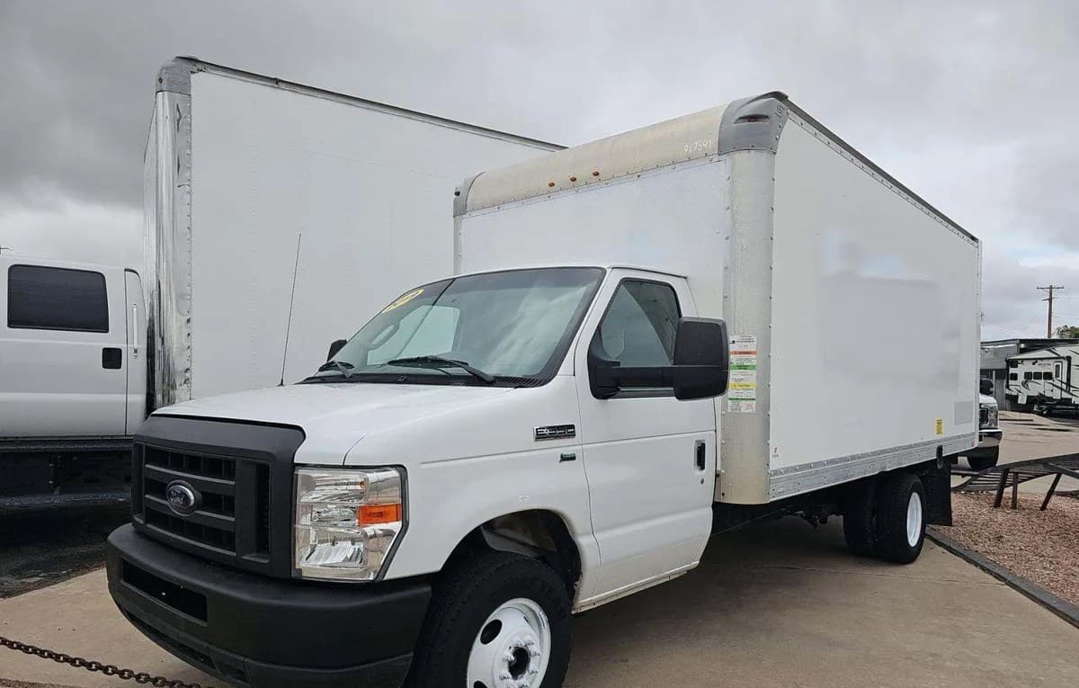 2019 FORD SUPER DUTY E-350 CUTAWAY DRW 2