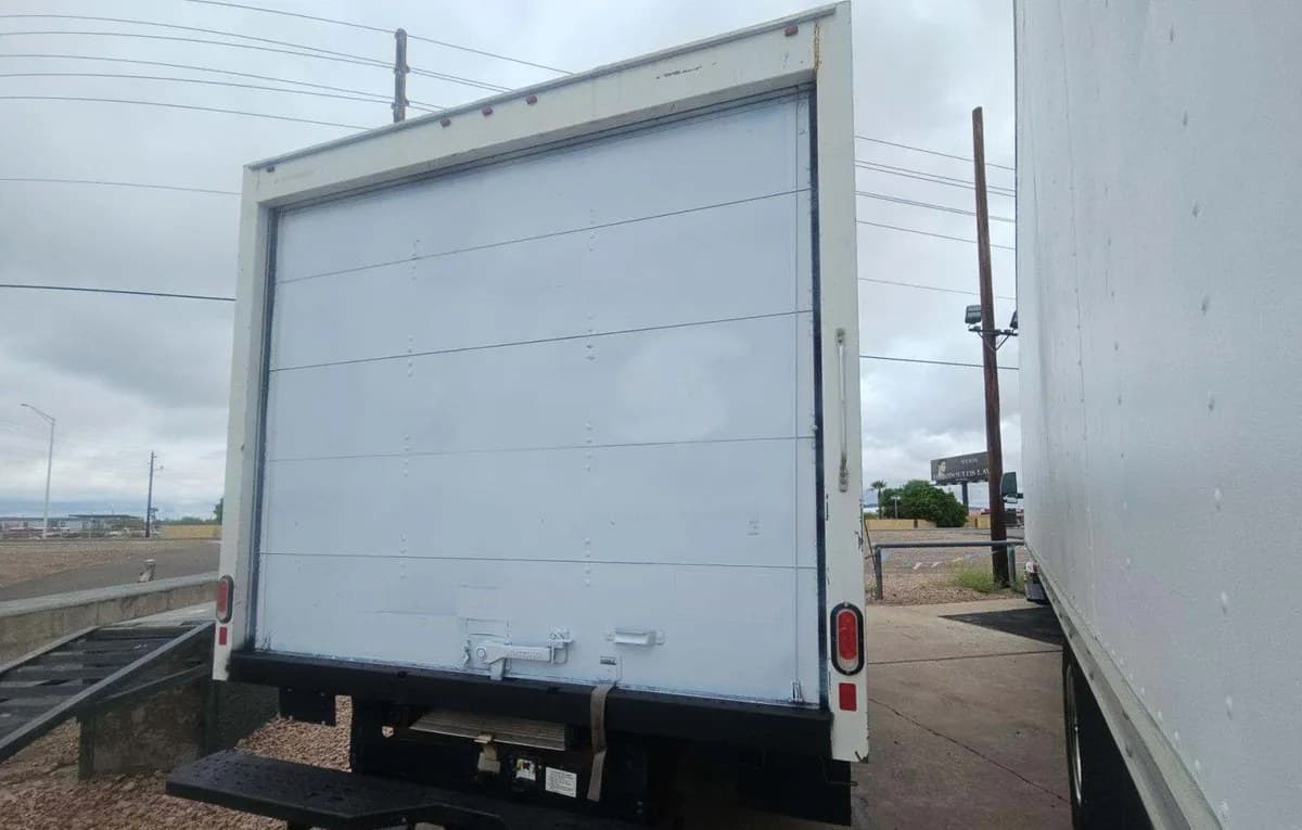 2019 FORD SUPER DUTY E-350 CUTAWAY DRW 4