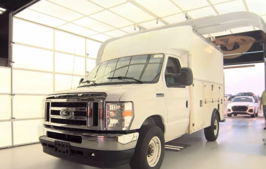 2022 FORD E-350 CUTAWAY 138.0" WB