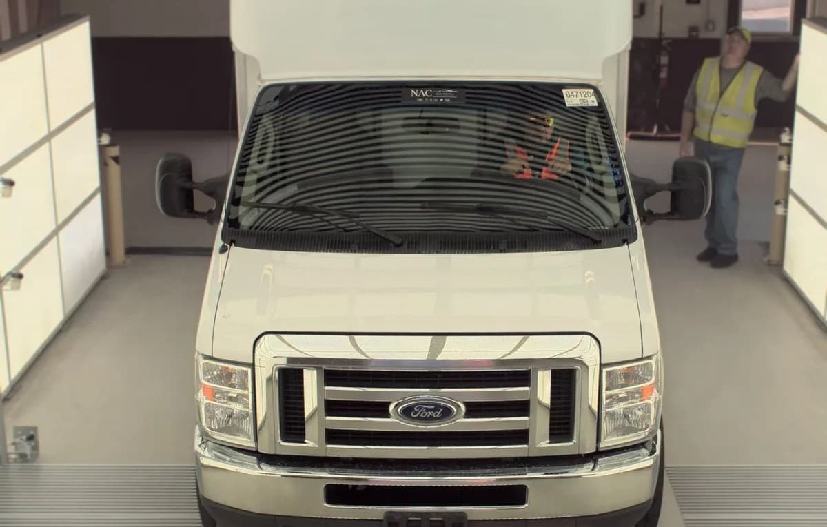 2022 FORD E-350 CUTAWAY 138.0" WB 3