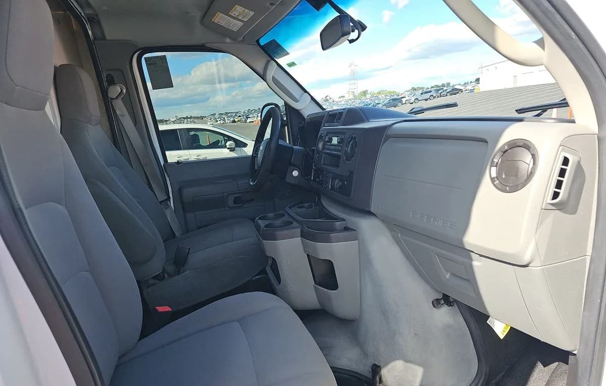 2022 FORD E-350 CUTAWAY 138.0" WB 5