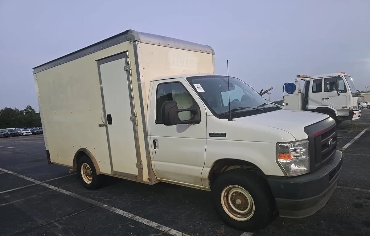 2023 FORD E-350 CUTAWAY 4