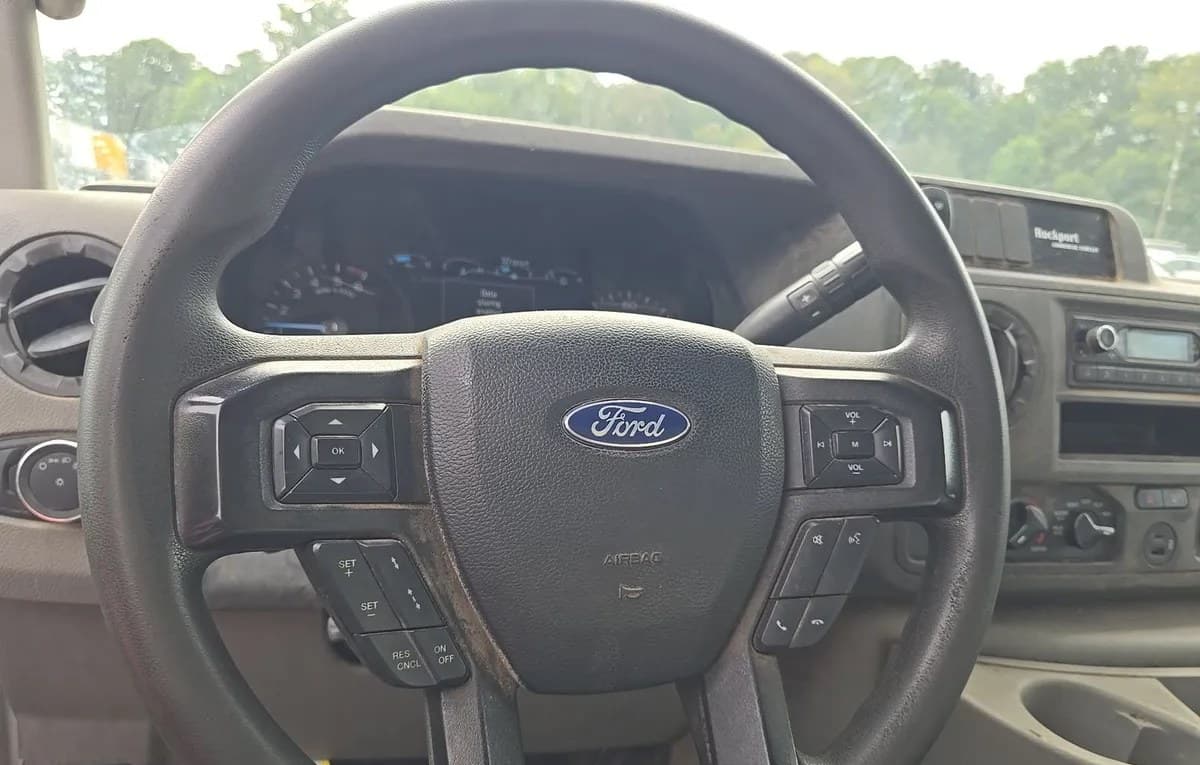 2023 FORD E-350 CUTAWAY 7