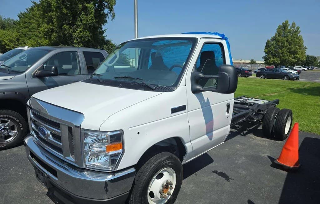 2024 FORD E-450 CUTAWAY DRW