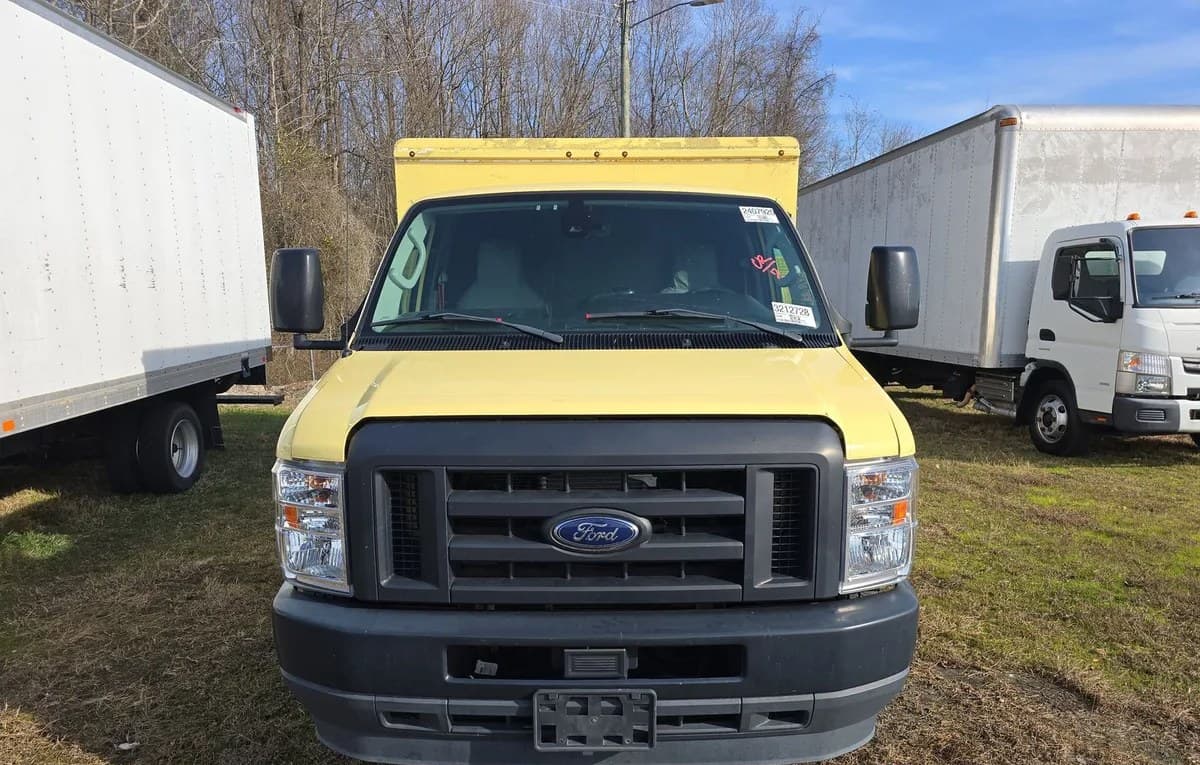 2021 FORD E-450 CUTAWAY DRW 3