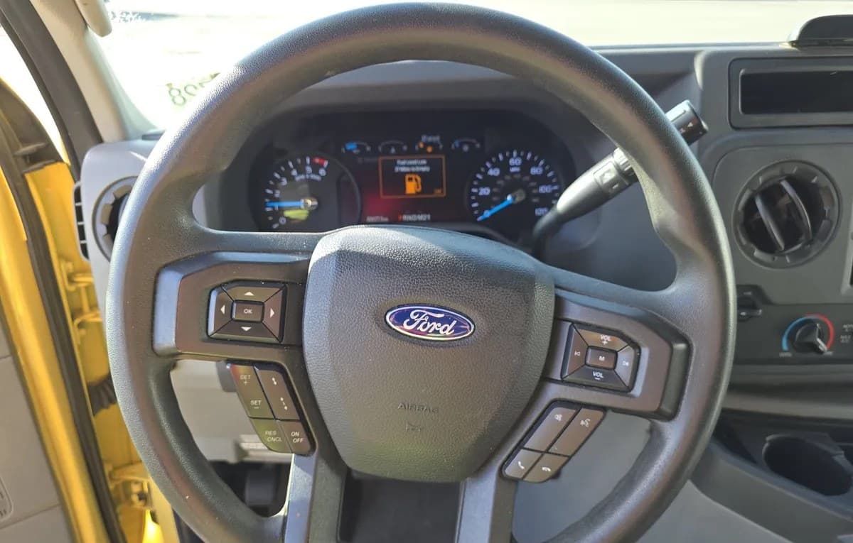 2021 FORD E-450 CUTAWAY DRW 7