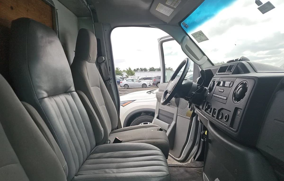 2019 FORD SUPER DUTY E-450 CUTAWAY DRW 5