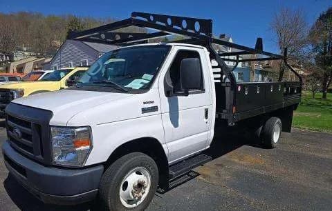 2019 FORD SUPER DUTY E-450 CUTAWAY DRW 1