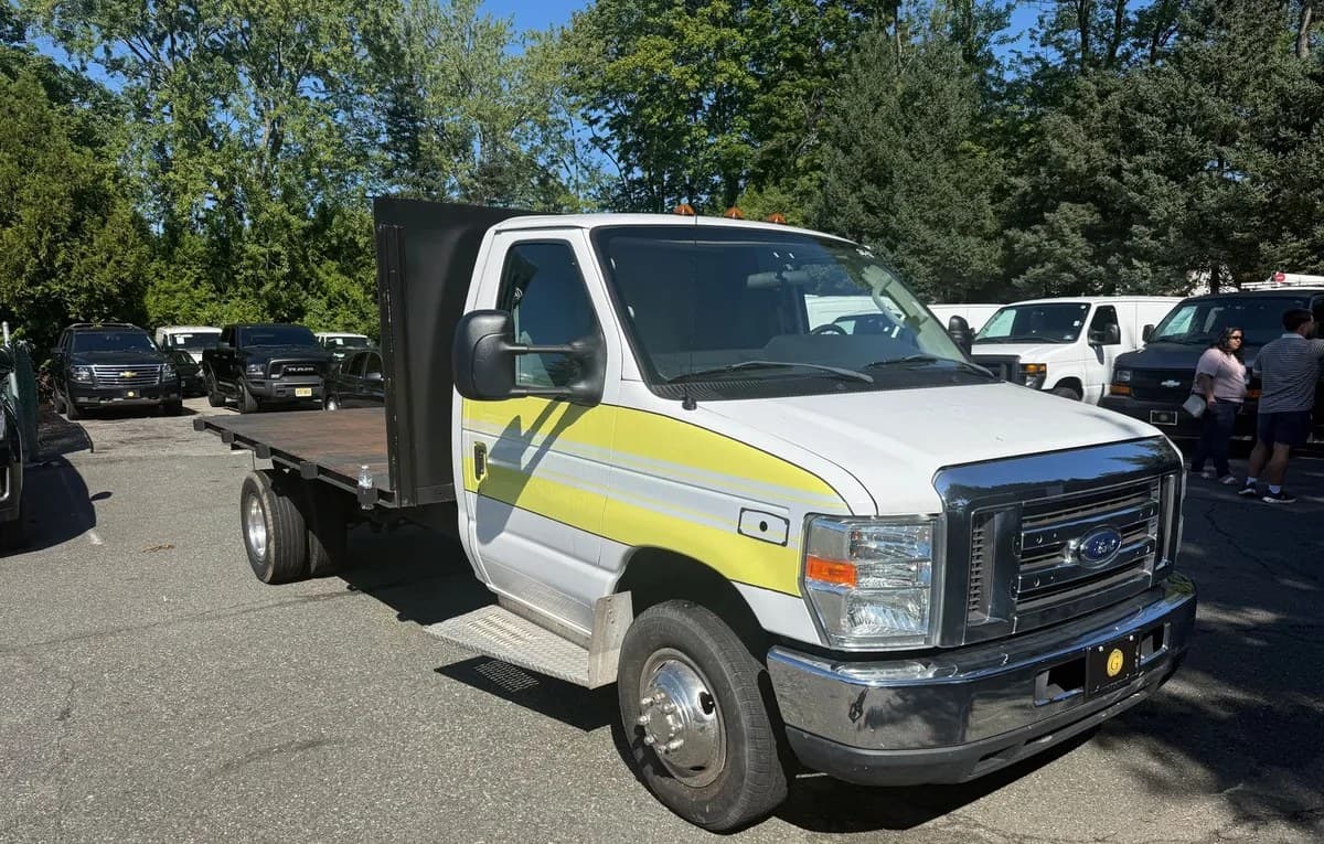 2017 FORD SUPER DUTY E-450 CUTAWAY DRW 3
