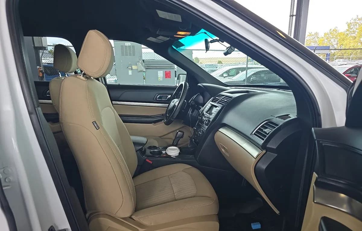 2017 FORD EXPLORER Base 5