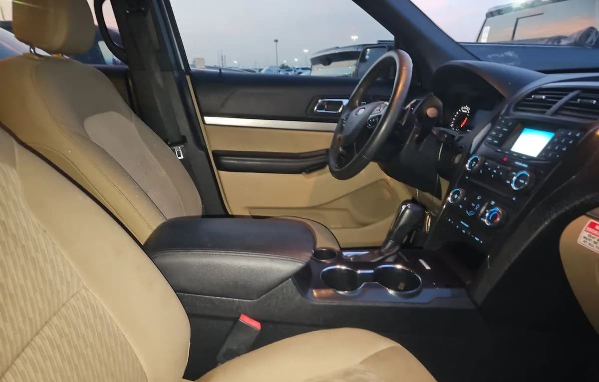 2017 FORD EXPLORER Base 5
