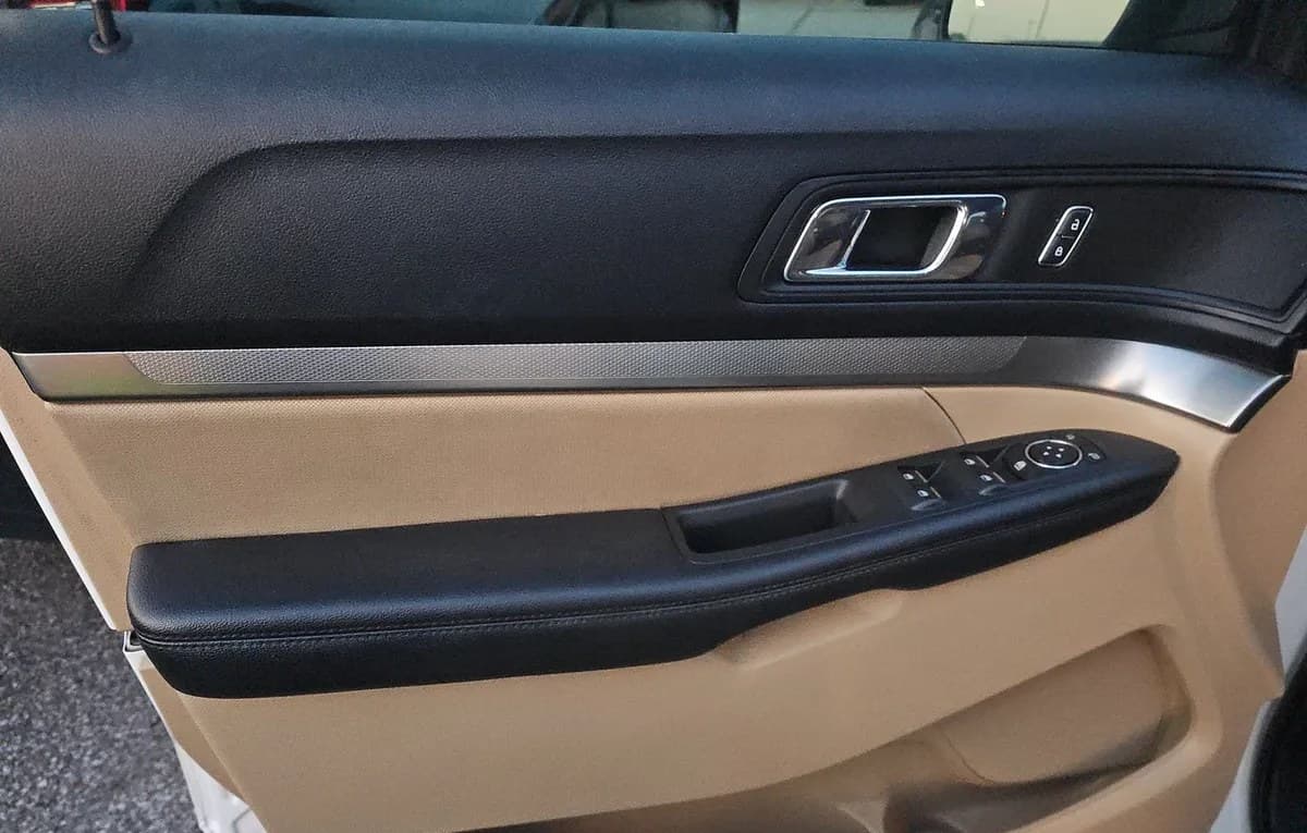 2017 FORD EXPLORER Base 6