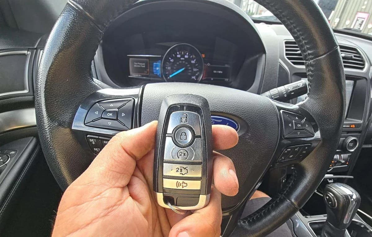 2018 FORD EXPLORER XLT 5