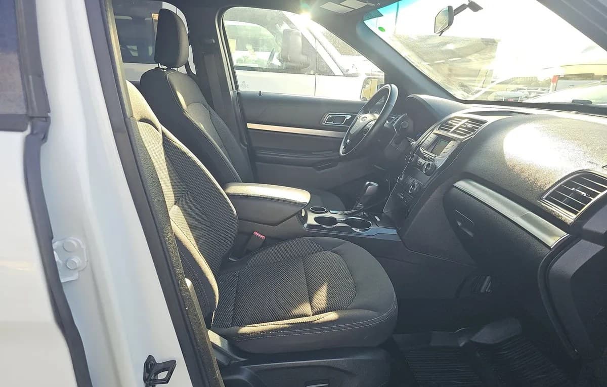2019 FORD EXPLORER XLT 5