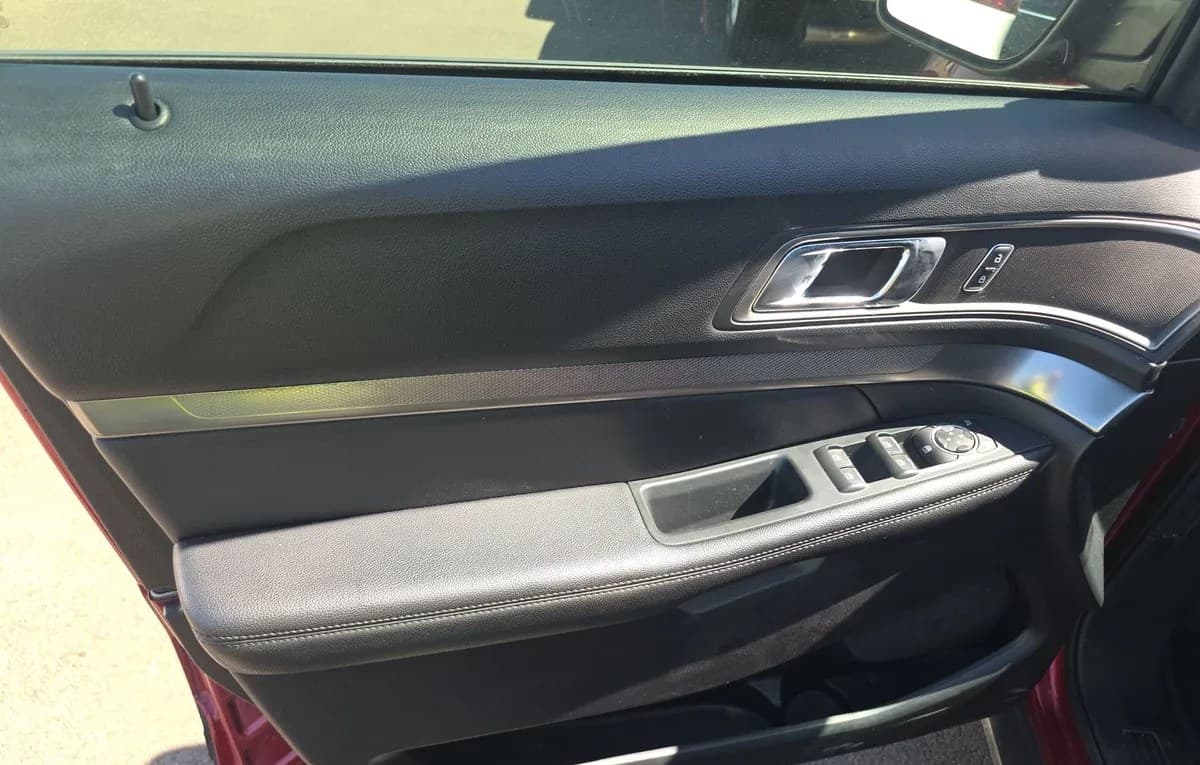 2019 FORD EXPLORER XLT 6