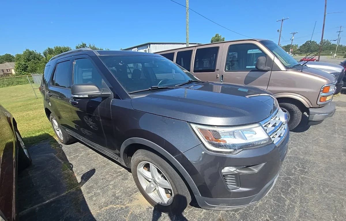 2019 FORD EXPLORER XLT 3