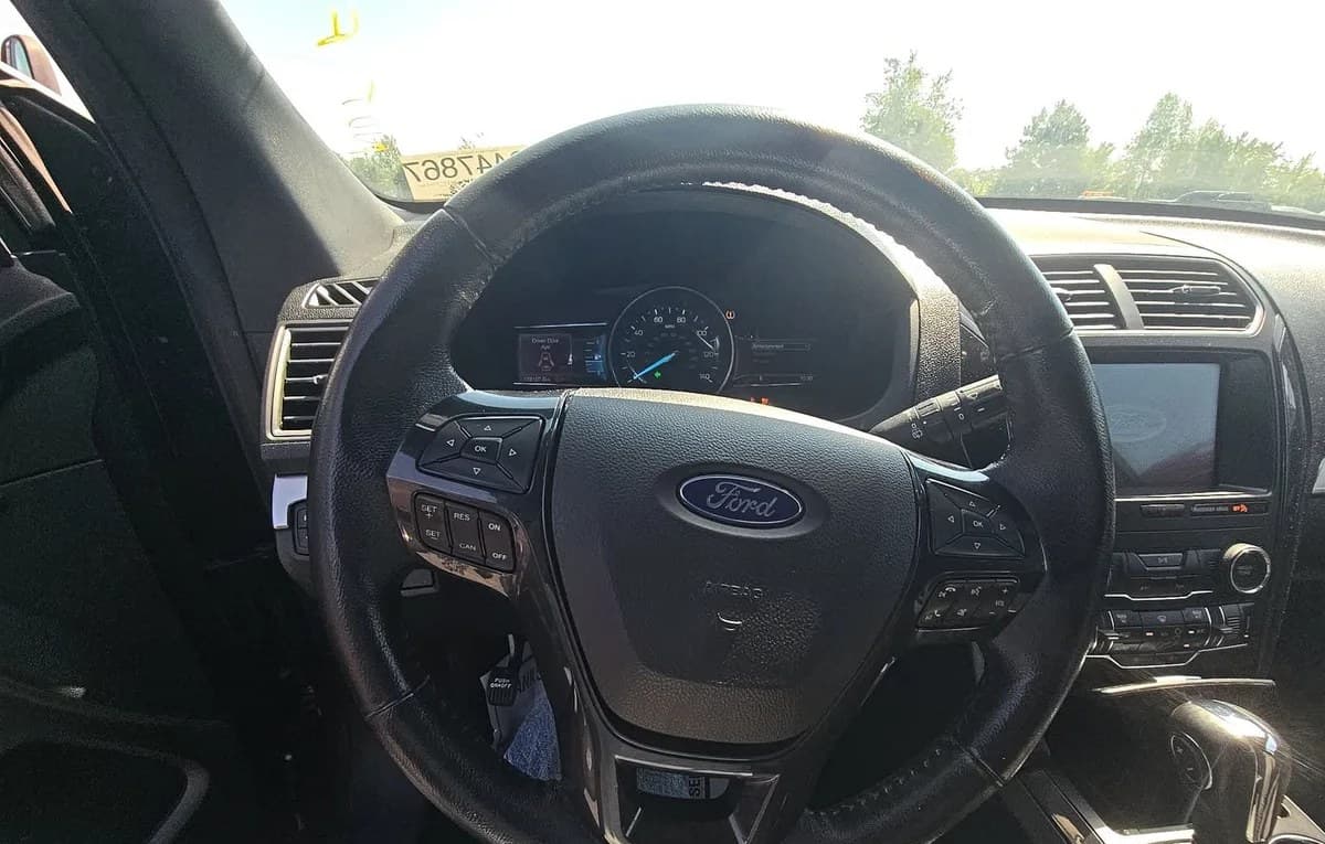2019 FORD EXPLORER XLT 6
