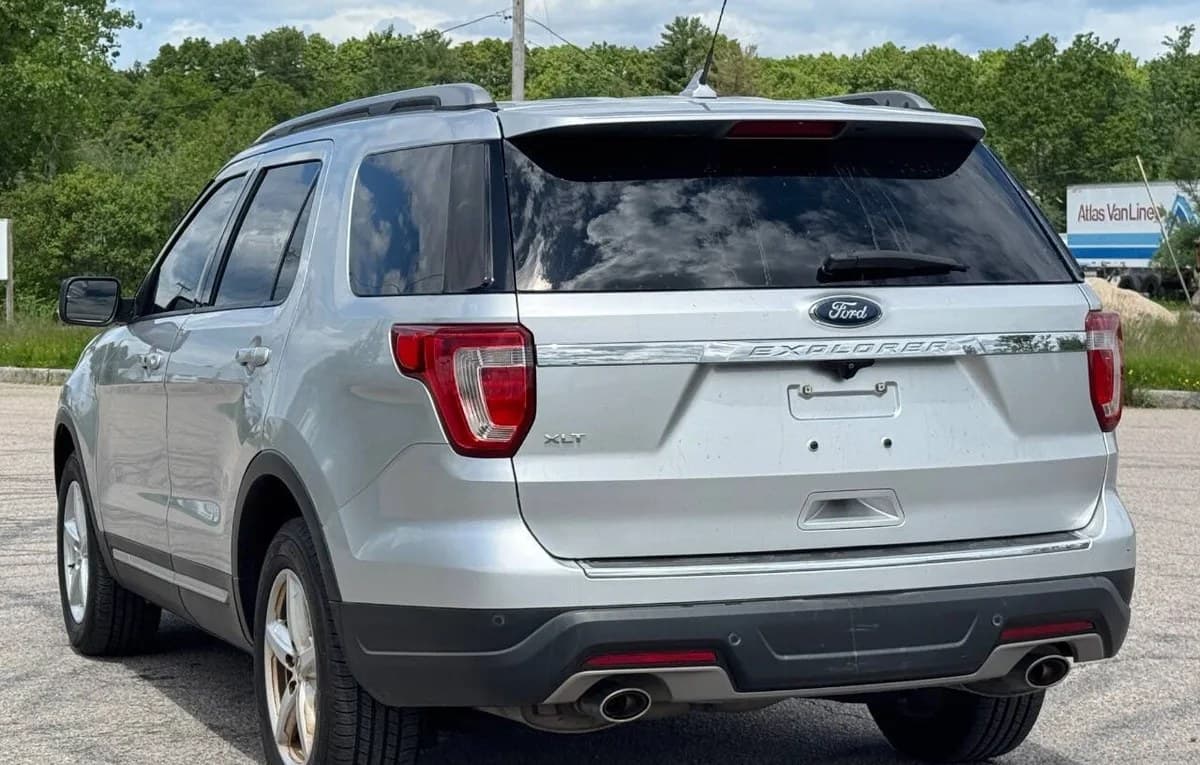 2018 FORD EXPLORER XLT 4